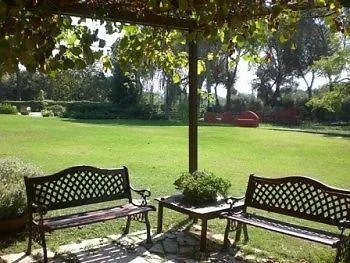 Casale Belladonna 3* רומא