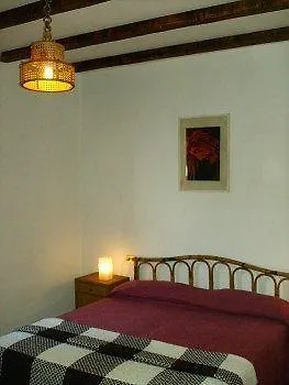 Casale Belladonna 3* רומא